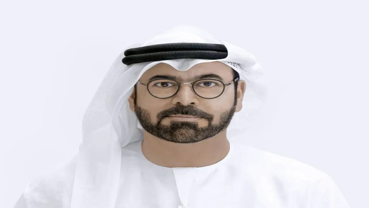 الإمارات تعزز قدرتها على تحويل التحديات لفرص تحت قيادة محمد القرقاوي